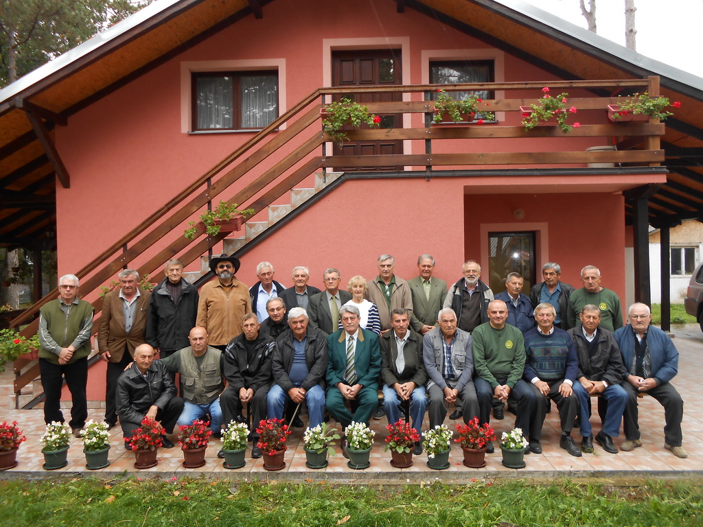 DRUŽENJE SA POČASNIM I STAROSNIM LOVCIMA 2015.GODINE