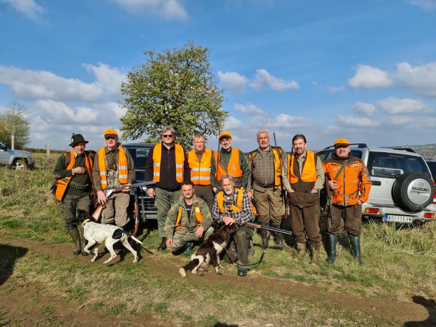 Među lovcima sa Sabatti puškama i glumac Radoš Bajić